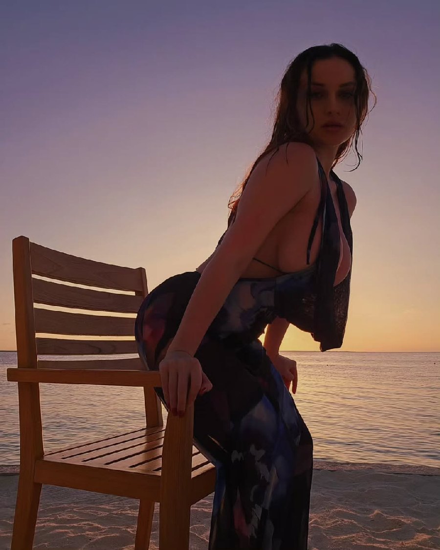 Sexy girl Miranda Faith nude in Maracaibo